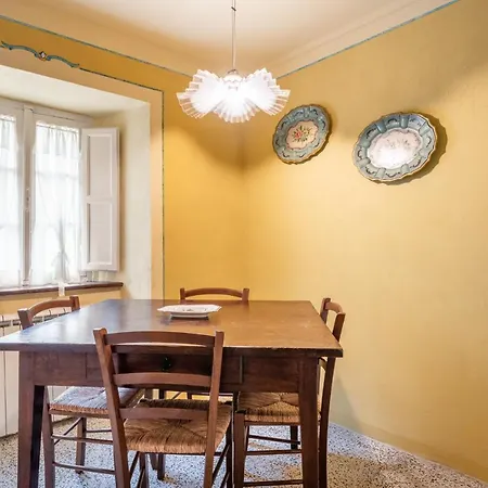 Grillo Rosso 5 Apartment *