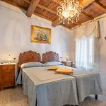 Grillo Rosso 5 Apartment *